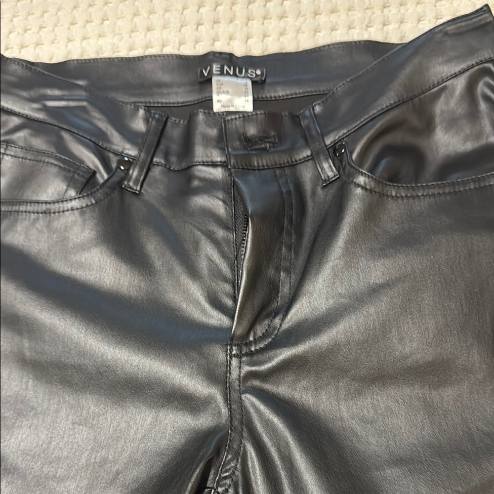 Venus black pants with a leather appearance.
